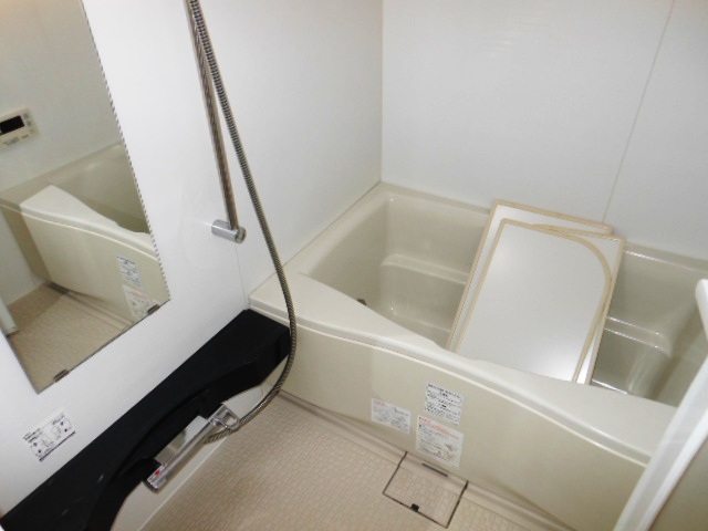 バス・シャワールーム　別部屋参考写真