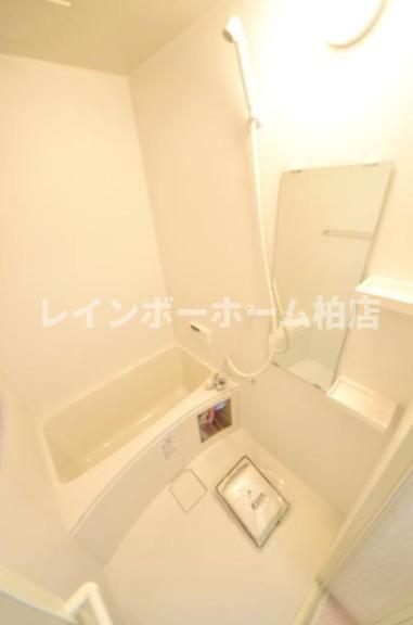 バス・シャワールーム　日々の暮らしに欠かせないお風呂です