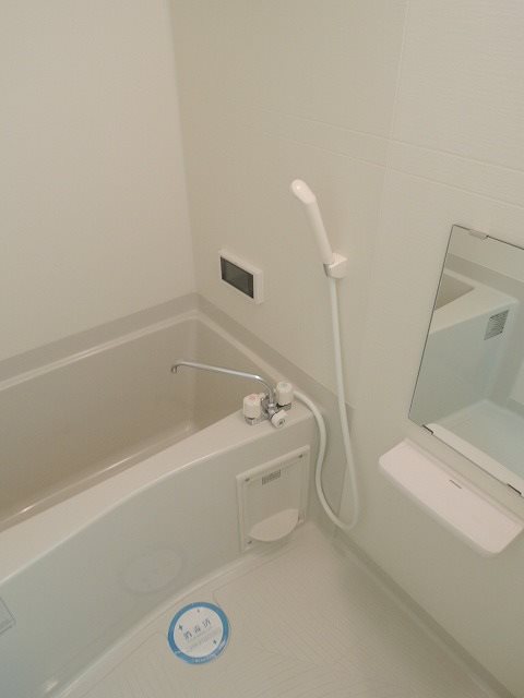 バス・シャワールーム　(同マンション別部屋)