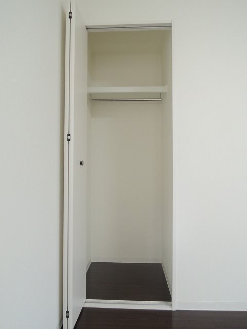 収納　(同マンション別部屋)