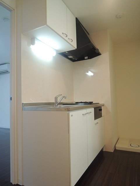 キッチン　(同マンション別部屋)