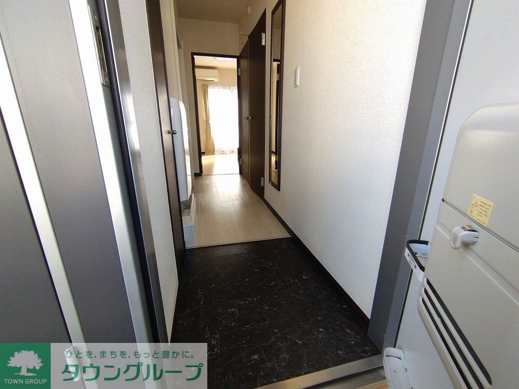 玄関　姿見付き　お出かけ前の確認に♪
