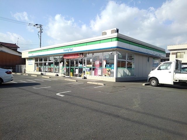 コンビニ　ファミリーマート田主丸豊城店（コンビニ）まで470m