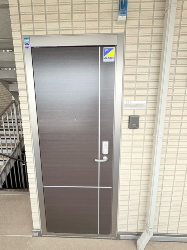 玄関　図面と現状に相違がある場合には現状を優先