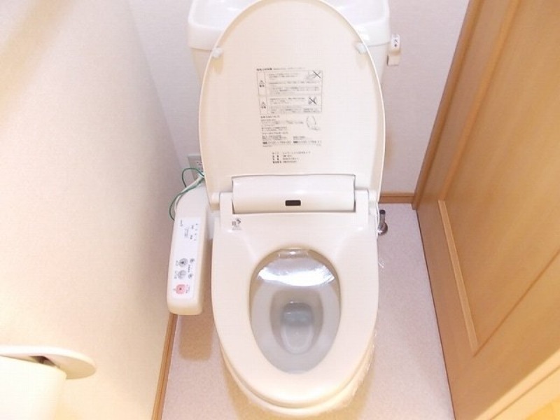 トイレ　図面と現状に相違がある場合には現状を優先