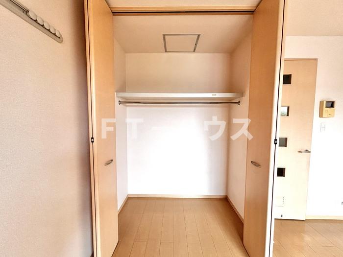 収納　クローゼット