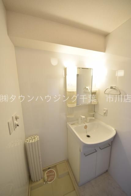 洗面設備　嬉しい独立洗面台