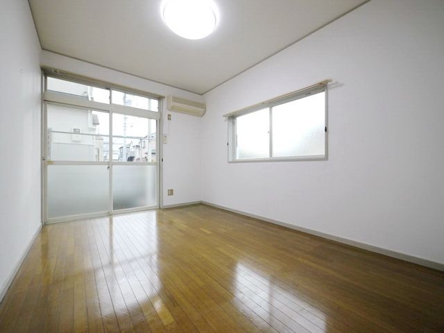 その他部屋・スペース　★６帖の洋室★