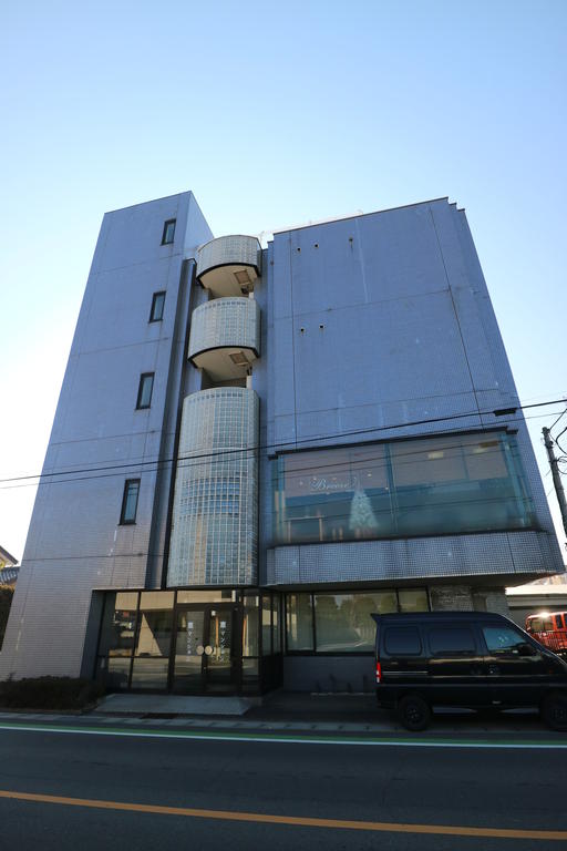 建物外観　エレベーター付きマンション