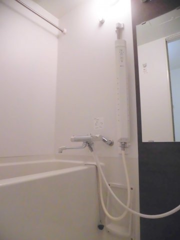 バス・シャワールーム　リアナ北斎アベニュー 反転タイプのお写真となります。