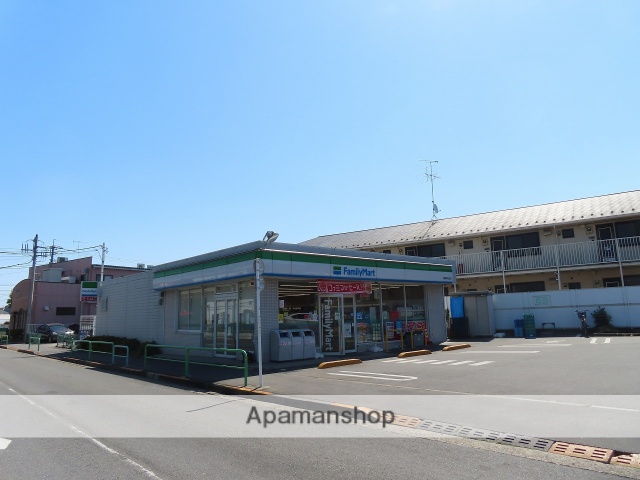 コンビニ　ファミリーマート練馬平和台店（コンビニ）まで888m