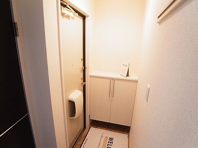 玄関　別部屋