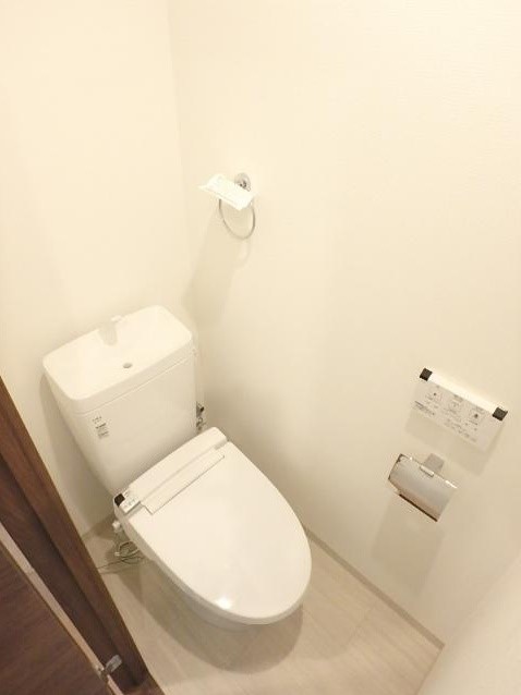 トイレ　参考写真