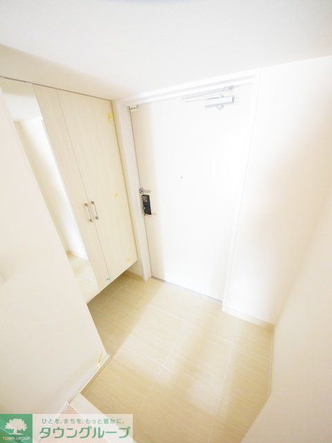玄関　お部屋探しは【タウンハウジング千葉店】にお任せ下さい♪