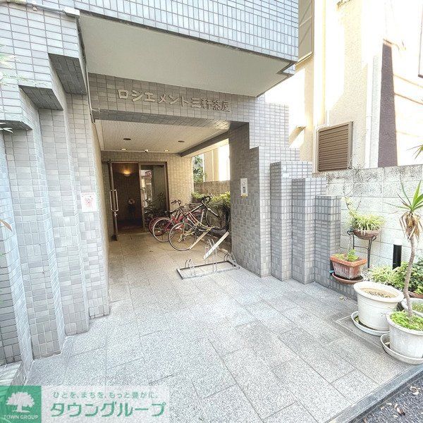 エントランス