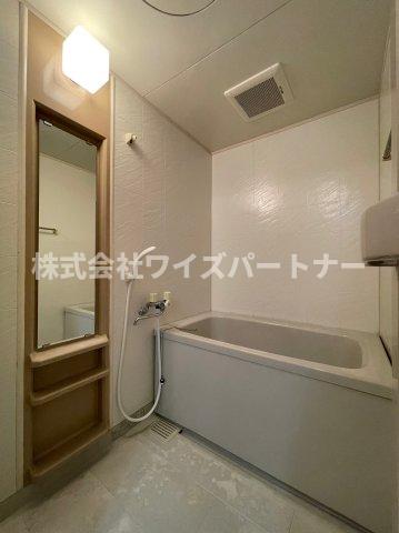 バス・シャワールーム　※別部屋写真の為、現状優先(写真は403号室)