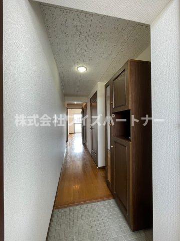 玄関　※別部屋写真の為、現状優先(写真は403号室)
