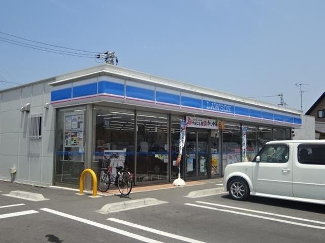 コンビニ　ＬＡＷＳＯＮ西阿知町店（コンビニ）まで750m