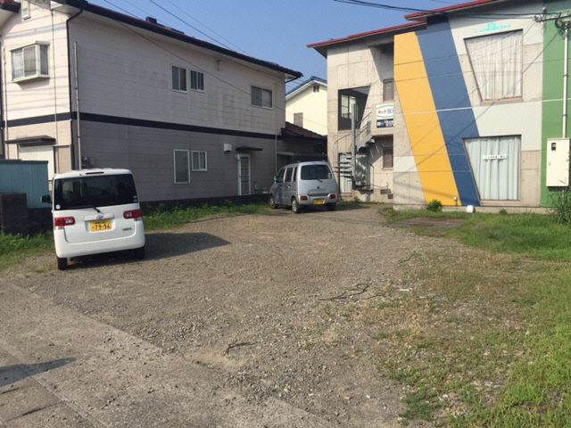 駐車場　駐車場