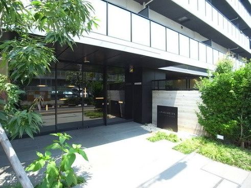 エントランス　毎日通るエントランスはこのようになっています