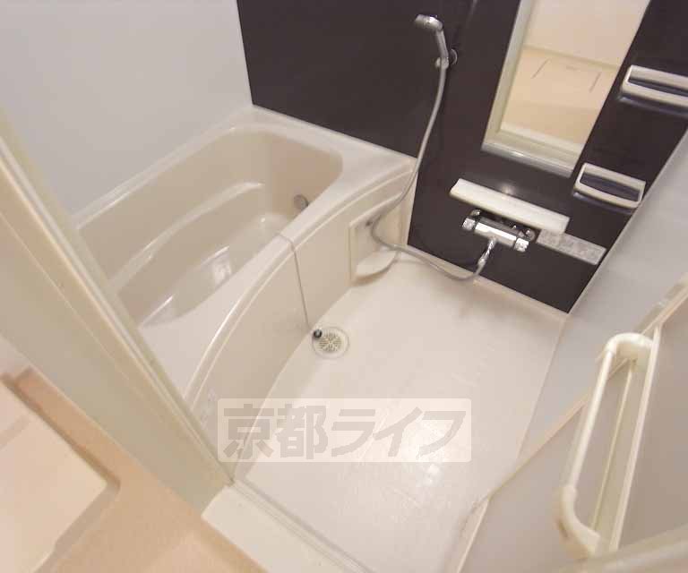 バス・シャワールーム　お風呂です。