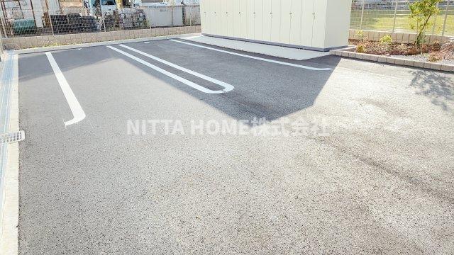 駐車場　敷地内に駐車場があります◎