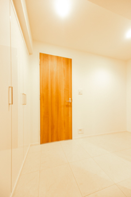 玄関　※写真は同タイプ住戸です。