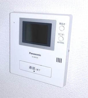セキュリティ　モニター付きインターホン♪