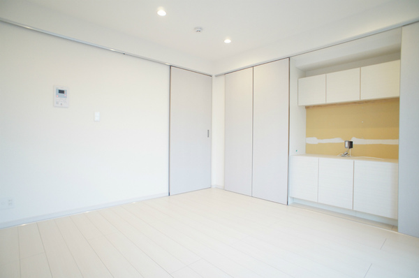 居室・リビング　クロス一部無料変更可能のお部屋です
