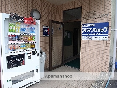 エントランス　駐車場