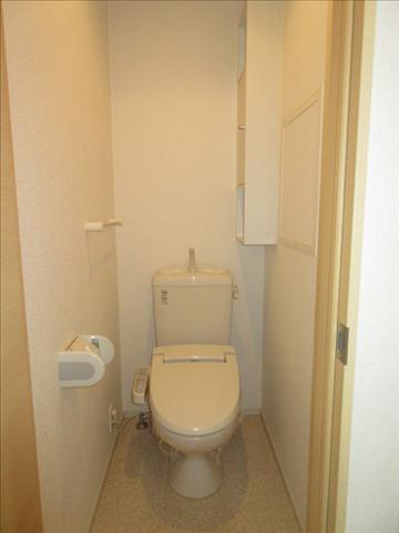 トイレ　清潔感のあるトイレです。