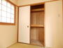 収納　各部屋あります