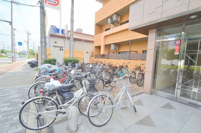 駐車場　駐輪場