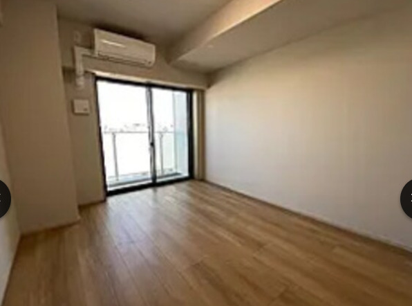 居室・リビング　※別部屋の参考写真です。