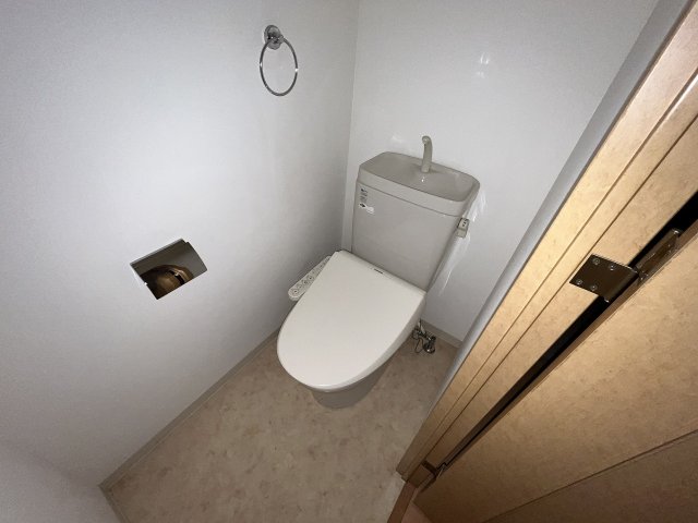 トイレ　シンプルで使いやすいトイレです