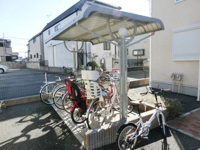 その他　駐輪スペースあります