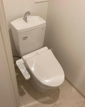 トイレ　※別部屋の参考写真です。