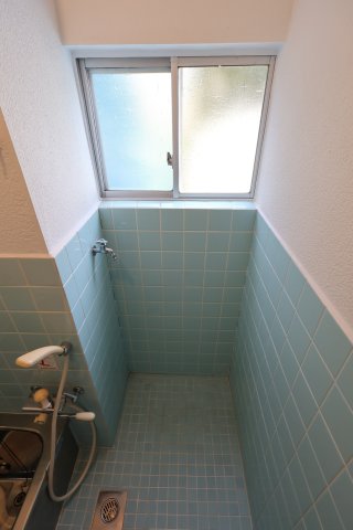 その他設備　浴室内洗濯機置き場