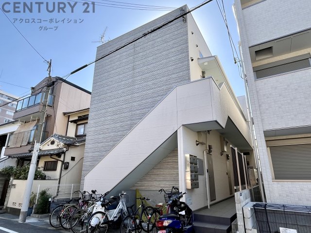 建物外観　モニター付きインターホン完備☆