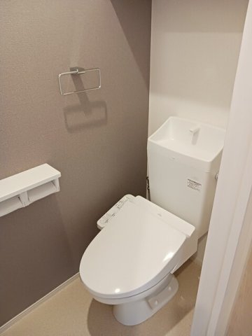 トイレ　シンプルで使いやすいトイレです