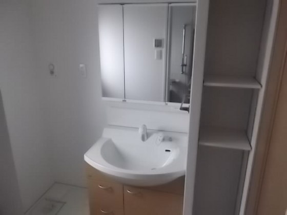 洗面設備　※別部屋の写真です