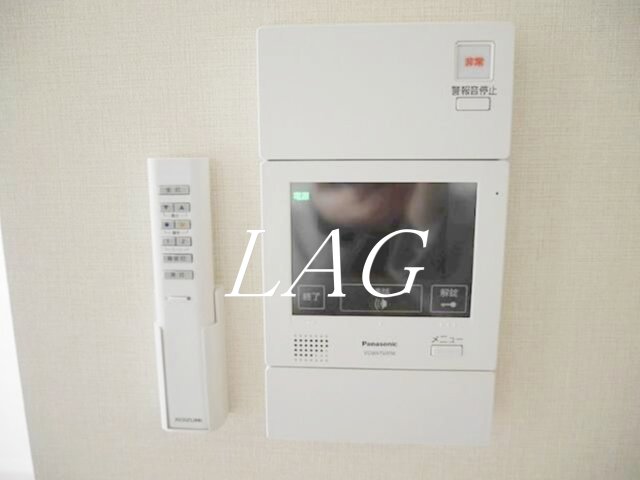 セキュリティ　モニター付きインターホンです。