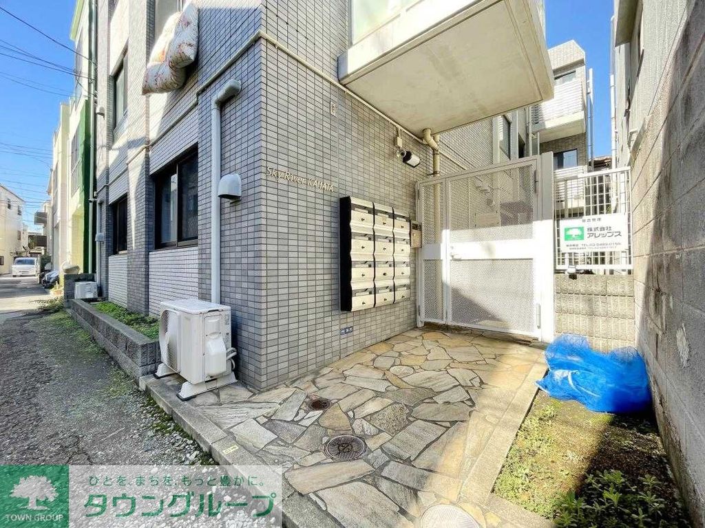 エントランス　★オートロック付き★