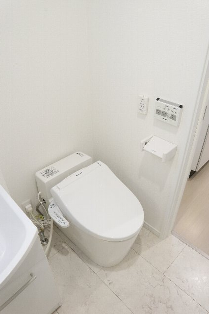 トイレ　落ち着いたトイレです