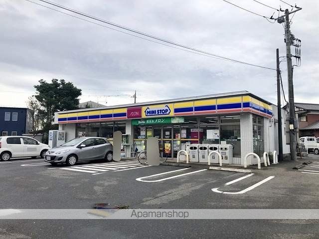 コンビニ　ミニストップ（コンビニ）まで1095m
