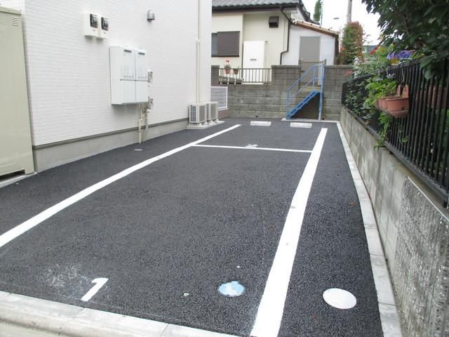 駐車場　★敷地内の駐車場です★