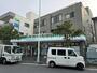 コンビニ　ファミリーマート 小台二丁目店（コンビニ）まで402m