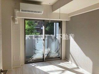 その他部屋・スペース　広くて明るい寝室