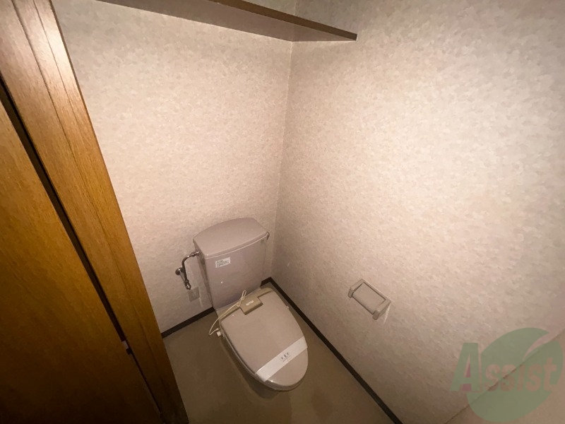 トイレ　トイレは清潔感があり安心して使用できそうです。