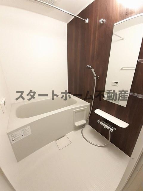 バス・シャワールーム　ゆったり過ごせるお風呂です